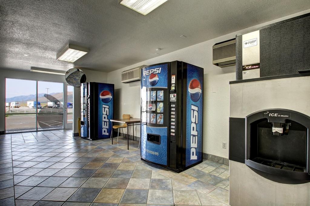 Motel 6 웰즈 외부 사진